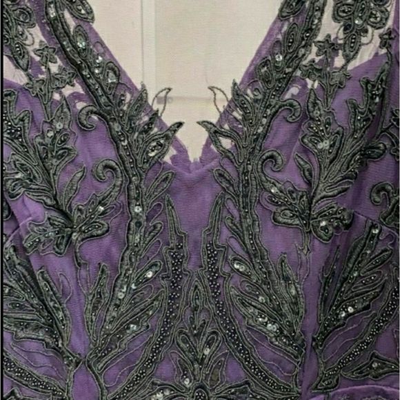 Adrianna Beaded Illusion Sheath Gown In Amethyst tailor - Picture 5 of 8